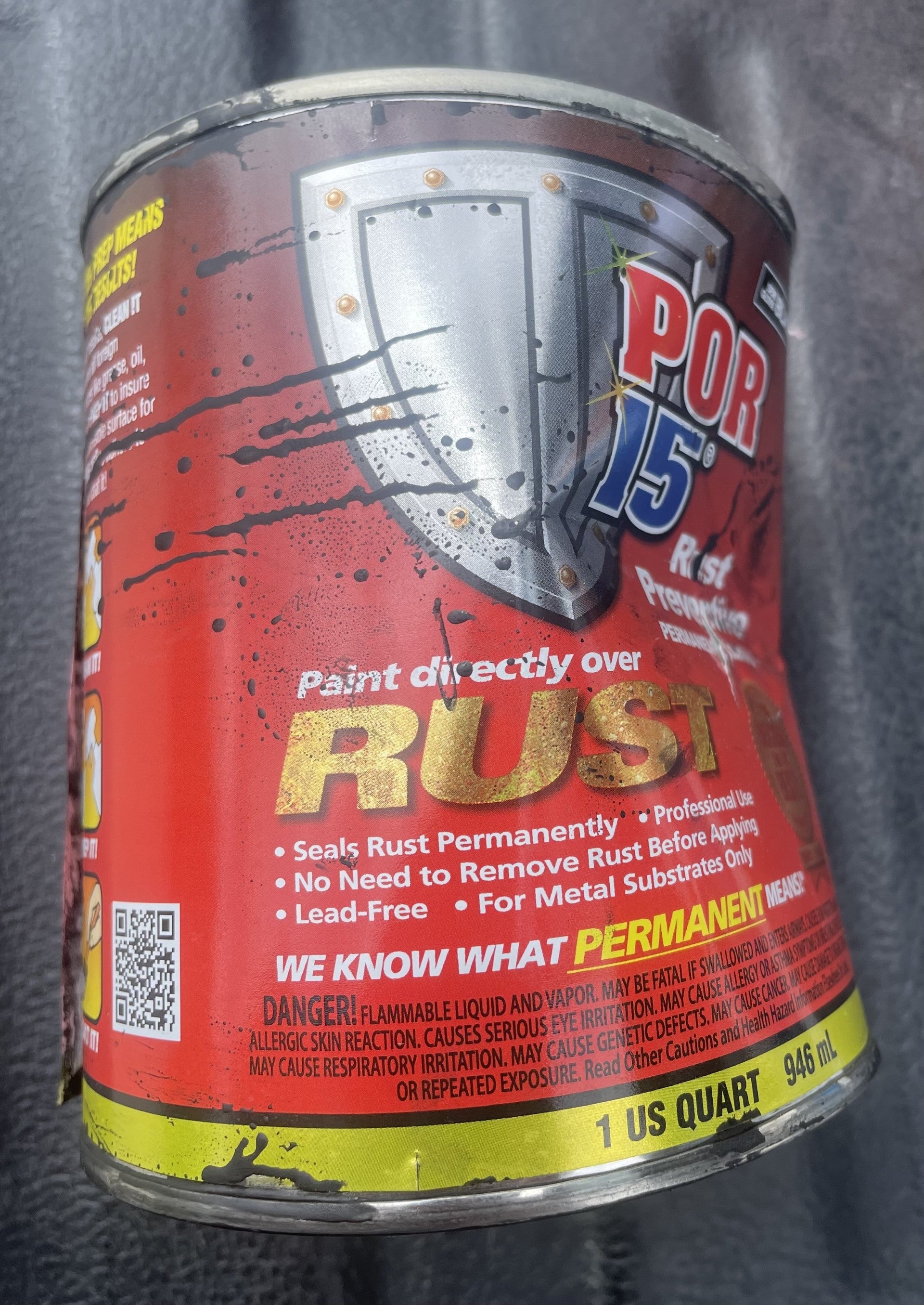 Rust Preventive Coating Semi Gloss Black Quart (DENTED TIN)